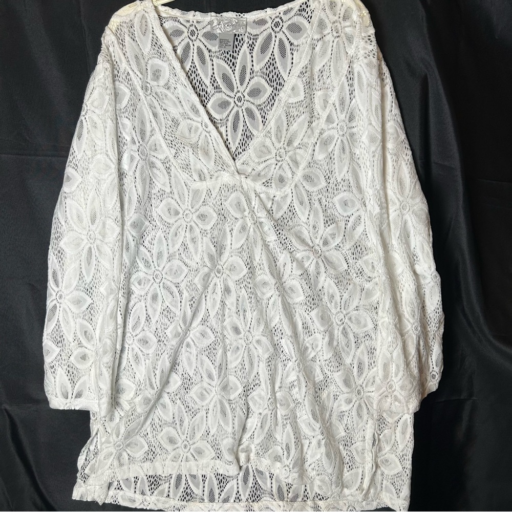 J Valdi Chic Floral Lace V-Neck Blouse 2XL
